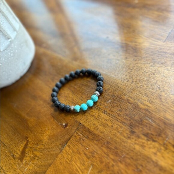 Turquoise and Black Stone Beaded Bracelet - Picture 1 of 2